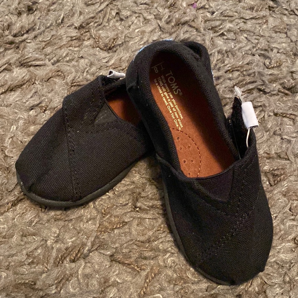 Toms toddler slip on shoes